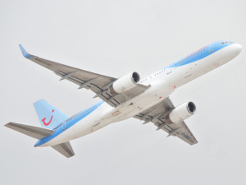 Thomson Airways equips all cabin crew with iPad minis