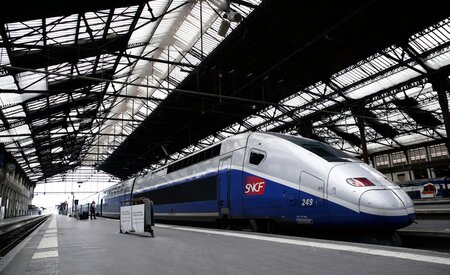 Amadeus renews SNCF partnership with expanded offerings