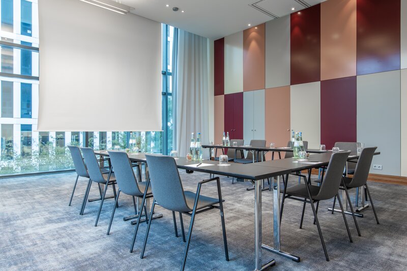 Radisson Hotel Group and hivr.ai complete industry’s first direct connection for meetings and group sales’ instant RFP management