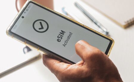 Firsty and Proximus Global team up on affordable roaming across borders