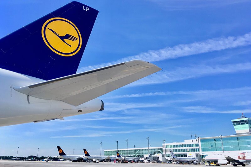 Lufthansa cancels hundreds of flights after IT issues cause check-in and boarding delays